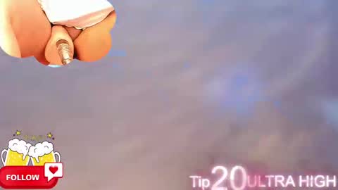 INDEPENDENT MODEL  ITS JUST YOU  ME online show from October 3, 2025, 2:08 am