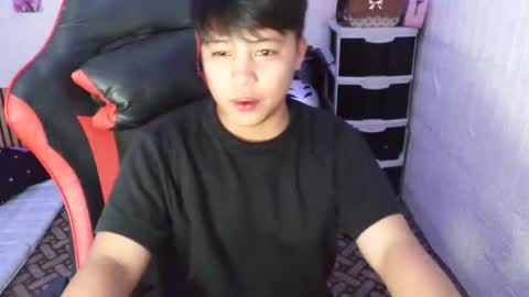 Snapshot of shaynnee chatting on April 25, 2026, 4:15 pm Shane Joy online show from April 25, 2026, 4:15 pm