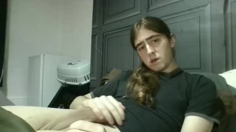 Shay Edging online show from December 22, 2025, 10:18 pm