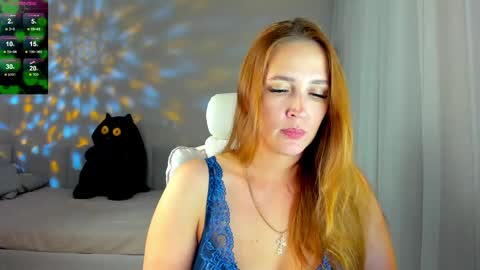 Snapshot of she_wolf1 chatting on May 21, 2026, 2:13 pm she_wolf1 online show from May 21, 2026, 2:13 pm