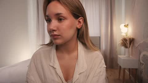 Snapshot of shebuny chatting on May 20, 2026, 4:51 am shebuny online show from May 20, 2026, 4:51 am