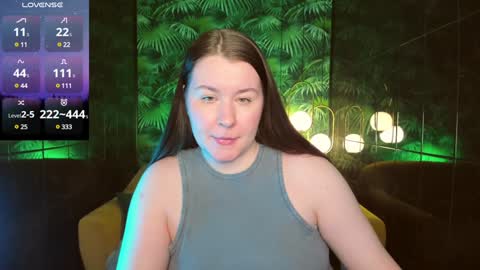 Snapshot of shedar_pretty chatting on December 24, 2024, 12:11 pm Shedar online show from December 24, 2024, 12:11 pm