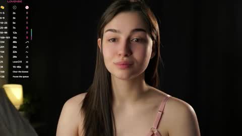 Tessa online show from May 15, 2026, 12:39 am
