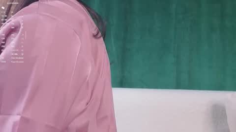 sheenagear online show from November 16, 2025, 2:11 pm