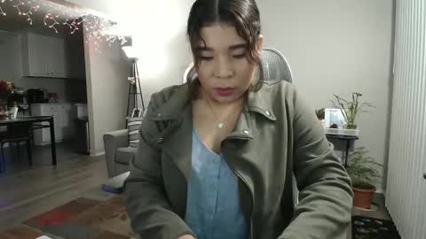 sheilyn_smith online show from November 25, 2025, 5:40 am