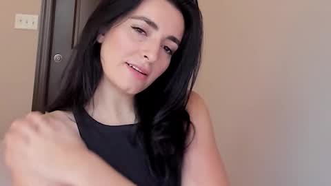 sheisallthat online show from November 22, 2025, 9:14 pm