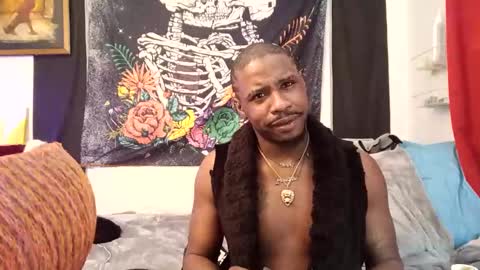 Snapshot of shelbycrazy chatting on February 23, 2025, 8:17 am King-shelb online show from February 23, 2025, 8:17 am