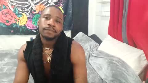 Snapshot of shelbycrazy chatting on February 27, 2025, 8:39 am King-shelb online show from February 27, 2025, 8:39 am