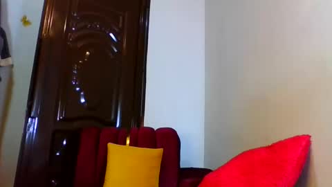 shelia420715 online show from May 27, 2026, 5:21 pm