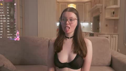 Kira online show from March 11, 2025, 11:12 am