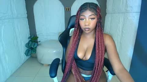 Snapshot of shelly_r chatting on May 20, 2026, 8:26 pm Shelly online show from May 20, 2026, 8:26 pm