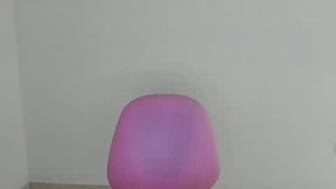   online show from November 7, 2025, 2:55 am