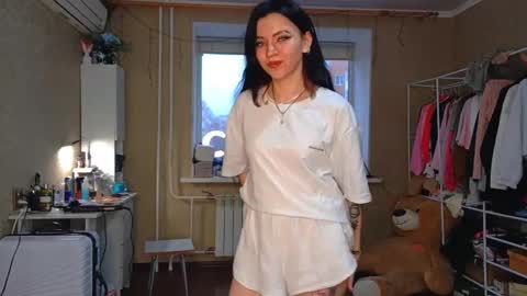 sherleychamblin online show from March 18, 2026, 3:04 pm