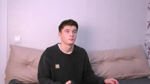 Max online show from November 30, 2025, 8:13 pm