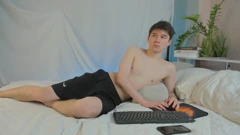 Max online show from March 7, 2026, 8:17 pm