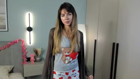 Snapshot of sherlyglauser chatting on March 25, 2026, 8:15 pm Diana online show from March 25, 2026, 8:15 pm