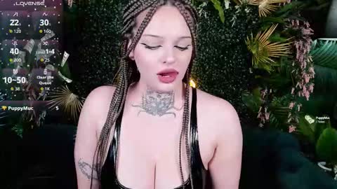 sherri_martinez online show from October 4, 2025, 6:28 pm