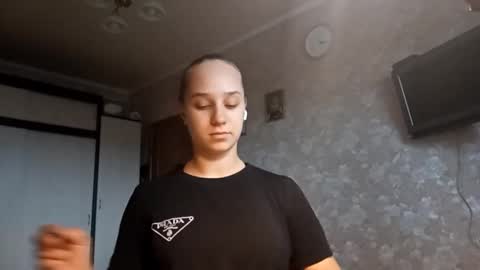 Amanda online show from September 25, 2025, 1:15 pm