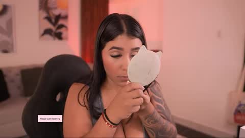 Sheyla Bakerr  online show from November 28, 2025, 9:45 am