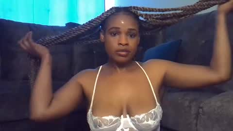 Snapshot of shiksmson chatting on November 21, 2025, 11:53 am shiksmson online show from November 21, 2025, 11:53 am