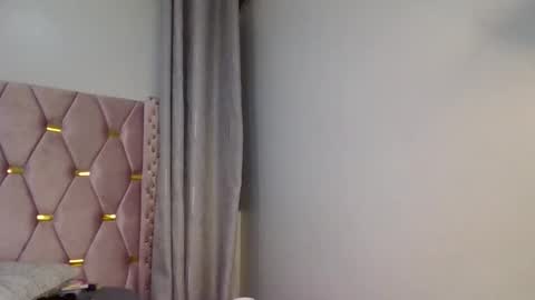 Shilla online show from November 8, 2025, 7:01 pm