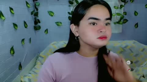 Snapshot of shimilove chatting on February 17, 2025, 9:46 am shimilove online show from February 17, 2025, 9:46 am