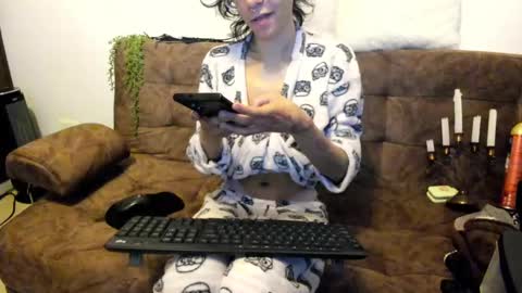 Snapshot of shinigamidoll chatting on March 7, 2025, 8:00 pm Shinigamidoll see you soon online show from March 7, 2025, 8:00 pm