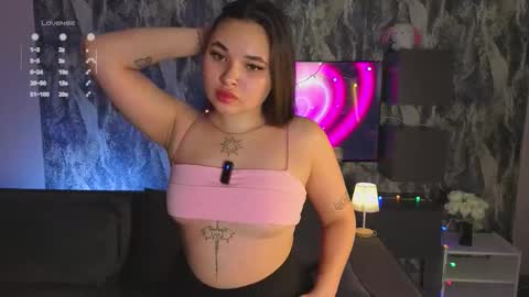 Snapshot of shining_from_east chatting on November 22, 2025, 2:10 am Chika online show from November 22, 2025, 2:10 am