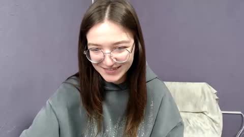 Snapshot of shining_pearl chatting on February 21, 2025, 7:34 am Jesica online show from February 21, 2025, 7:34 am