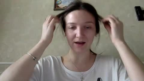 Snapshot of shining_pearl chatting on March 9, 2025, 11:03 am Jesica online show from March 9, 2025, 11:03 am