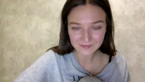 Snapshot of shining_pearl chatting on November 17, 2025, 10:04 pm Jesica online show from November 17, 2025, 10:04 pm