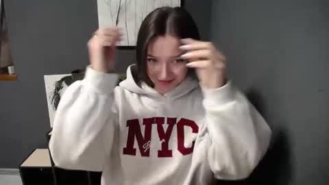 Snapshot of shining_pearl chatting on February 2, 2026, 7:18 am Jesica online show from February 2, 2026, 7:18 am