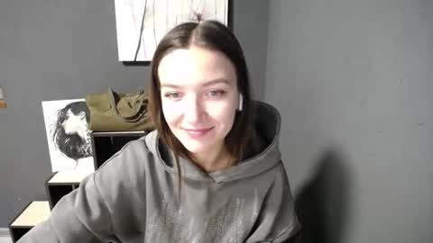 Snapshot of shining_pearl chatting on February 3, 2026, 7:24 am Jesica online show from February 3, 2026, 7:24 am