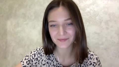 Snapshot of shining_pearl chatting on February 4, 2026, 6:36 pm Jesica online show from February 4, 2026, 6:36 pm