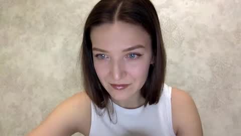 Snapshot of shining_pearl chatting on February 5, 2026, 5:39 pm Jesica online show from February 5, 2026, 5:39 pm