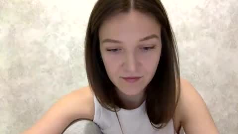 Snapshot of shining_pearl chatting on February 6, 2026, 5:27 pm Jesica online show from February 6, 2026, 5:27 pm