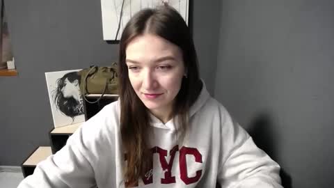 Snapshot of shining_pearl chatting on February 17, 2026, 7:38 am Jesica online show from February 17, 2026, 7:38 am