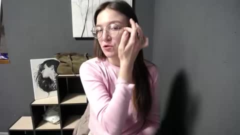 Jesica online show from March 16, 2026, 7:01 am