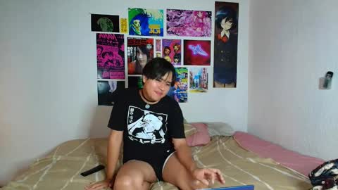 Snapshot of shinji18 chatting on December 28, 2024, 2:22 am Shinji online show from December 28, 2024, 2:22 am