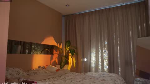 Melissa online show from October 20, 2025, 2:56 am