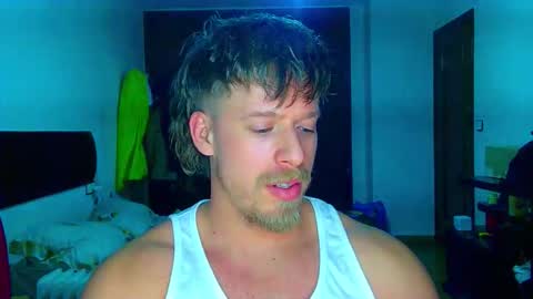 Snapshot of shirtless_dj chatting on February 4, 2026, 3:56 am Cick Goreskin online show from February 4, 2026, 3:56 am