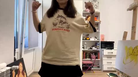 Marie online show from March 29, 2026, 1:11 pm