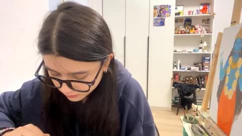 Marie online show from April 12, 2026, 2:11 pm