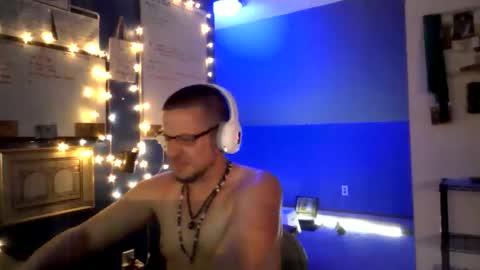 shortmel online show from May 12, 2026, 7:38 am