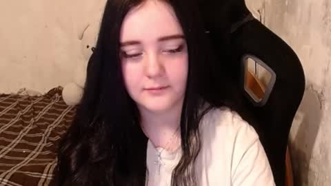 Snapshot of show_for_you chatting on January 9, 2025, 11:25 am show_for_you online show from January 9, 2025, 11:25 am