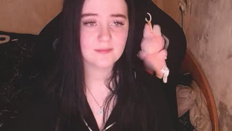 Snapshot of show_for_you chatting on October 14, 2025, 2:29 pm show_for_you online show from October 14, 2025, 2:29 pm