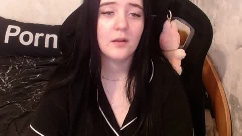 Snapshot of show_for_you chatting on October 15, 2025, 9:09 am show_for_you online show from October 15, 2025, 9:09 am