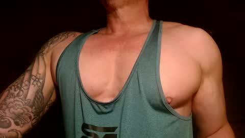 Snapshot of show_on_for_you chatting on February 12, 2026, 8:37 pm show_on_for_you online show from February 12, 2026, 8:37 pm