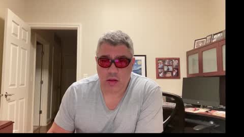 Chicago Guy online show from October 30, 2025, 3:30 am