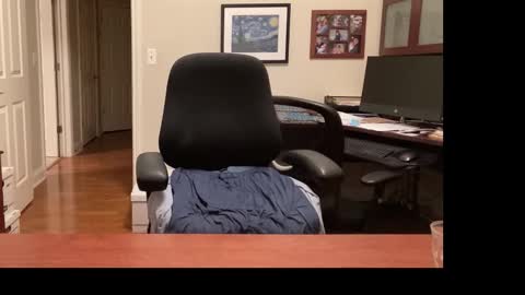 Snapshot of showmet chatting on January 19, 2026, 6:39 am Chicago Guy online show from January 19, 2026, 6:39 am